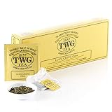 Té de origen: este té verde, también conocido como "Dragon's Well", produce una hermosa infusión de color jade, y tiene un sabor completo y redondo con un aroma fresco que deleita los sentidos.