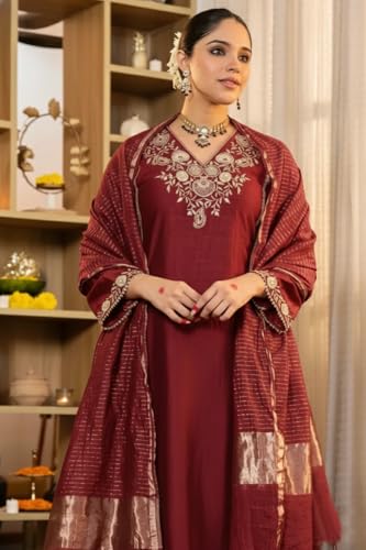 Image of Klosia Women Embroidery Solid Straight Kurta and Pant Set with Dupatta