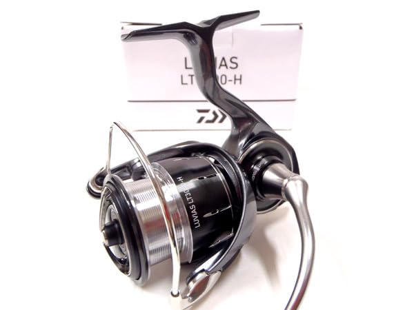 Amazon.co.jp: DAIWA 24LUVIAS ルビアス LT3000-H : スポーツ＆アウトドア
