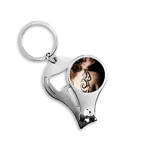 Porte-clés décapsuleur pince à ongles et anneau voiture avec motif girl tattoo