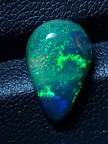 Cabochon opale éthiopienne naturelle AAA aux reflets multi feu