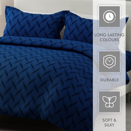 Image of BOUTIQUE LIVING India Radiance Cotton Blend 825 CVC Navy Blue King Bedsheet with 2 Pillow Covers