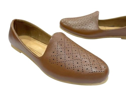 Image of Punjabi Mojaris Mens Shoes Cream Wedding for Groom,Traditional Indian Footwear Ethnic Peshawari Slippers