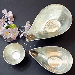 Amazon.co.jp: 能作 片口 - 大 約365cc 501210 : ホーム＆キッチン