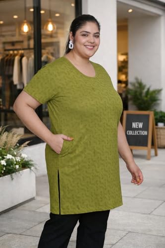 Image of RYSH Women's All-Over Printed Cotton Plus Size Longline T-Shirt with Pockets