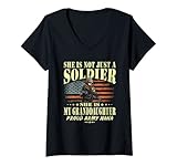 Photo Gallery donna my granddaughter is a solider hero - orgoglioso esercito nana regalo maglietta con collo a v Photo Gallery donna my granddaughter is a solider hero - orgoglioso esercito nana regalo maglietta con collo a v