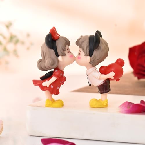 CraftVatika Valentine Kissing Love Couple Romantic Miniature Statue Showpiece Valentine Gift for Girlfriend and Boyfriend, Husband Wife Valentine Decoration (Multi, Resin 6 Centimeters) (Type 5)