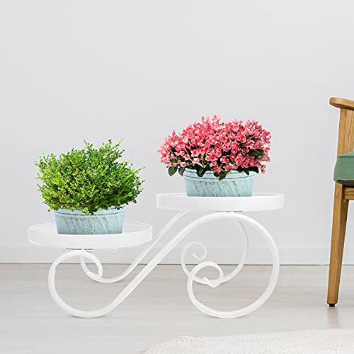 Plus de place au sol ? Support pour pots de fleurs en fer compact