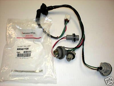 Mitsubishi Genuine Tail Lamp Light Taillamp Taillight Bulb Socket Harness Assembly MR987708 Galant 2004 2005 2006 2007