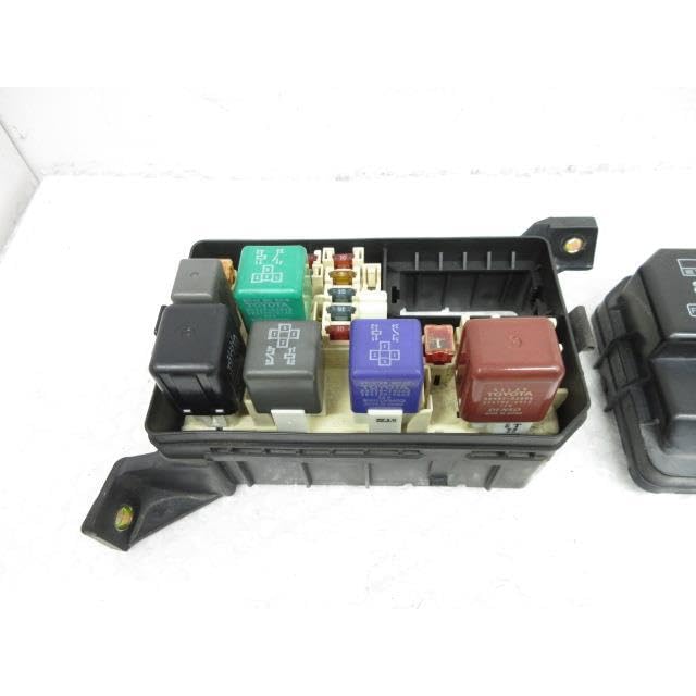 Amazon | 10年 レビン GF-AE111 BZ-G (6) ヒューズボックス エンジン