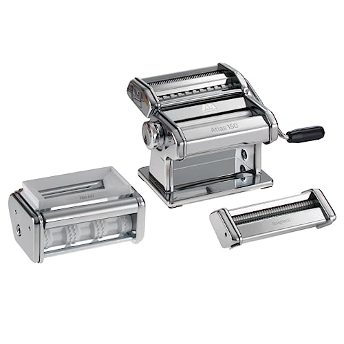 SET MACCHINA PER LA PASTA PASTASET: Il set perfetto per i professionisti della pasta fresca fatta in casa! Pastaset include una macchina per pasta Atlas 150 e 5 accessori per dar vita a tante ricette differenti. I rulli della macchina sono realizzati con una superficie impercettibilmente ruvida che renderà la pasta porosa per esaltarne il gusto e legare facilmente ai condimenti.