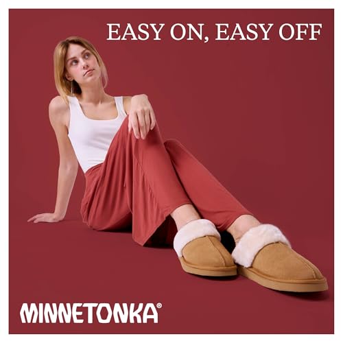 Image of Minnetonka Women's Chesney Scuff Flat