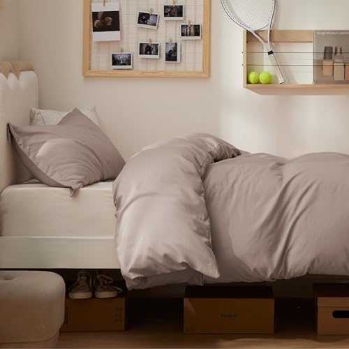 Image of Bedsure Twin /Twin XL Duvet Cover, Double Brushed Bedding Set, Light Khaki | For Kids & Adults, 68 inchx90 inch Comforter Cover, Hotel Luxury, All Season, Breathable, Easy Care, Lightweight, Zipper Closure