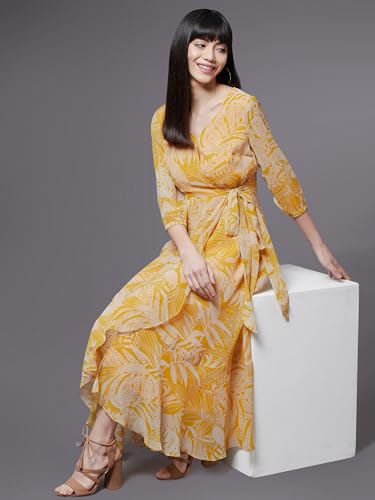Image of Miss Chase Women's Multicolored-Base-Brown Relaxed Fit Maxi Lurex Chiffon Dress