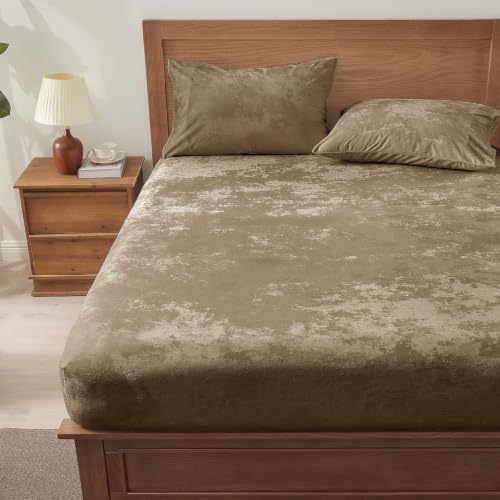 Image of BEDELITE Velvet Fitted Sheet and Pillowcase Set 2Pcs, Twin XL, Khaki | Double-Sided Plush Bottom Sheet, Luxuriously Soft & Warm, 360 Elastic & Corner Straps, 15 inch Deep Pocket, Dorm Room Essentials