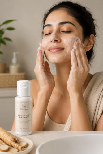 Image of Ginseng Glow Face Wash with Niacinamide, Hyaluronic Acid, Kojic Acid, Vitamin C & Gluton | Acne Control, Oil Balance & Brightening | 30 ml