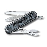 VICTORINOX(ビクトリノックス) クラシック SD ネイビーカモフラージュ スモール スイス・アーミーナイフ 多機能 ナイフ アウトドア キャンプ はさみ マイナスドライバー付き つめやすり搭載 7機能を搭載したスイス製マルチツール 小型 コンパクト 軽量 【国内正規品】 0.6223.942