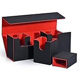 𝐌𝐚𝐠𝐧𝐞𝐭𝐢𝐜 𝐂𝐥𝐨𝐬𝐮𝐫𝐞 𝐃𝐞𝐬𝐢𝐠𝐧 – Das Deckbox-Set setzt auf Magnete, die fest zusammenpassen. Leistungsstarke Magnete sorgen dafür, dass alle vier kleinen Kartenboxen und Würfelboxen sicher befestigt sind, sodass keine Gefahr besteht, dass sie versehentlich geöffnet werden. Das magnetische Design ist außerdem sehr praktisch, wenn Sie es verwenden, und die kleine Kartenbox lässt sich leicht entfernen und zusammenbauen.