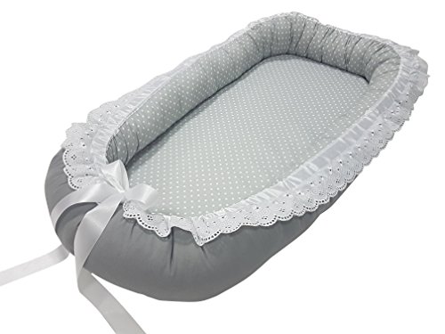Babymajawelt® multifunktionales Romantic Babynest mit Matratze, Bettverkleinerung (90 x 55 cm) Baby - Reisebett Nestchen für Neugeborene, Spitze & Satin (Spitze grau)
