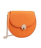 Die Tasche hat eine goldene Kette aus groben Gliedern zum umhängen. Dadurch ist sie der ideale Begleiter für Städtetrips und lässt sich besonders sicher an der Vorderseite tragen.