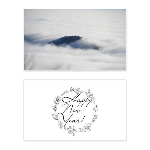 Tarjeta conmemorativa de Año Nuevo para dedicatorias y mensajes de bendición Clouds