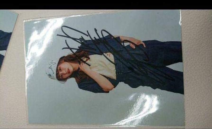 Amazon.co.jp: 小田柚葉 プレミアムフォト 生写真 直筆サイン girls2 Amazon.co.jp: 小田柚葉 プレミアムフォト 生写真 直筆サイン girls2