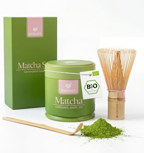 BREKKY – Matcha Set - BIO Grüntee aus Japan - Pulver, Besen und Löffel | Matcha-Set mit Bio Ceremonial Grade Pulvr, Besen & Löffel in Geschenkbox. Aus Japan. Für Tee & Iced Latte.