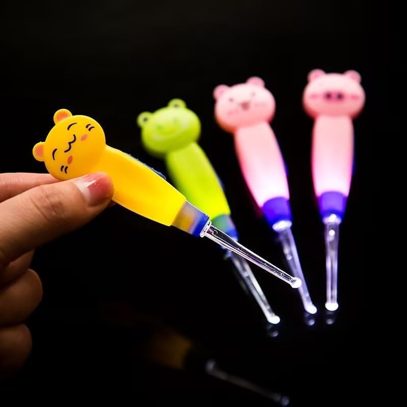 1Pc Cute Flashlight Earpick Ear Wax Removal LED Light Illuminated Ear Pick Remover Earwax Cleaning and Removal Tools
