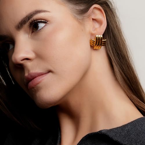 Criss-Cross X Statement Earrings - Image 4