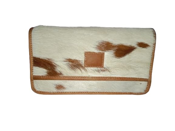 Pochette de beauté idéale pour vos voyages en cuir de vache marron