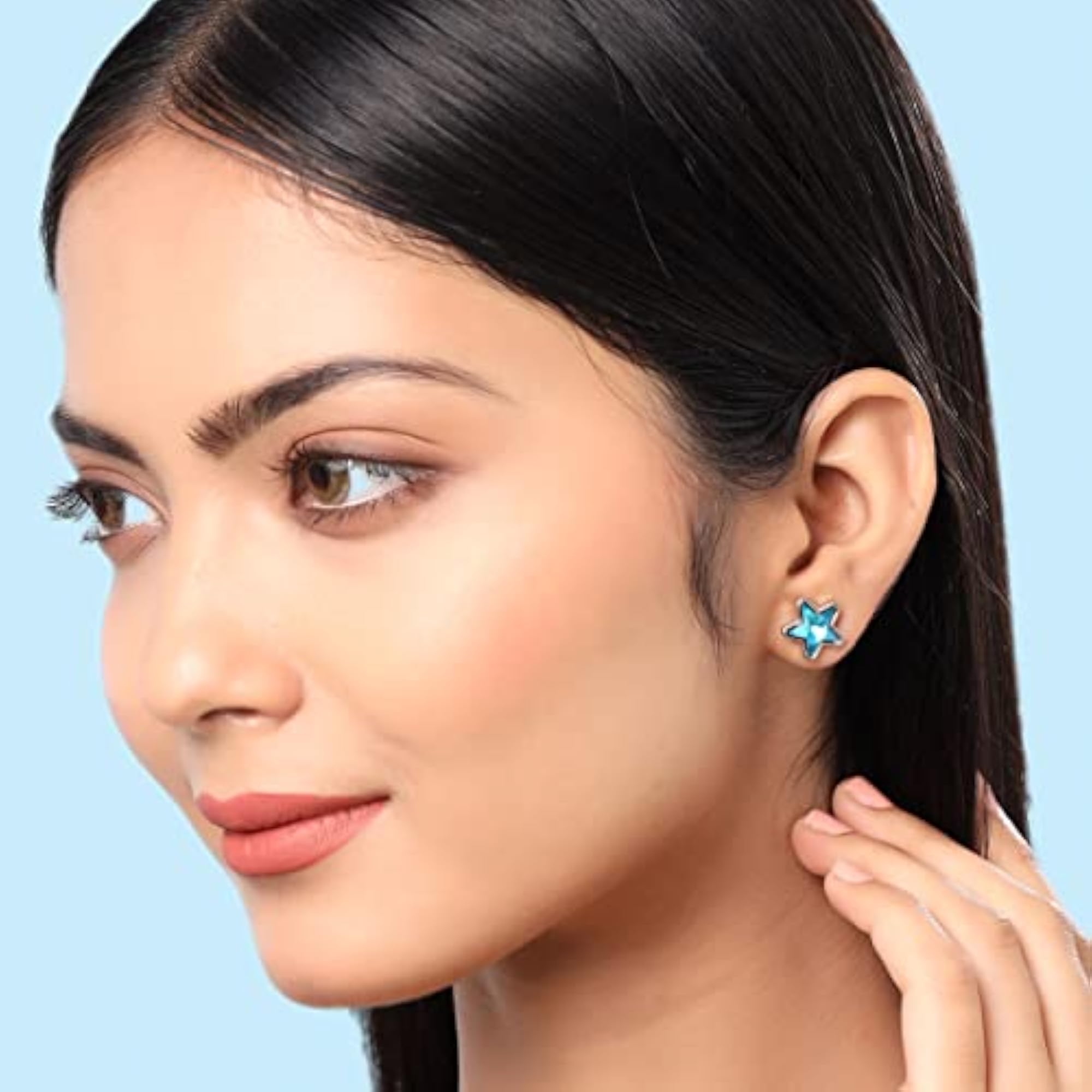 Crystal Star Stud Earrings Silver Tone