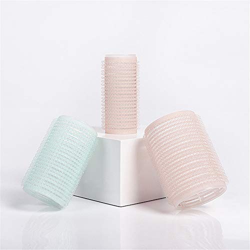 表面がマジックテープになっているので髪の毛がくっついて簡単に巻くことが可能。ロッド幅を調節すればショートからロングまで使えます。短い髪やカールがつきにくい髪質やしっかりカールをつけたいなら、小さめロッドを。長い髪でゆる~くなら大きめが◎