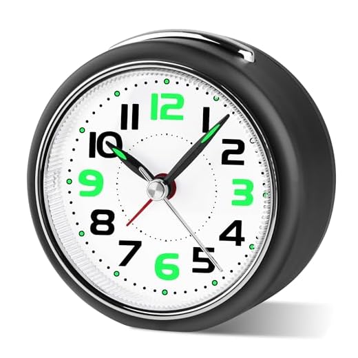 DTKID 3.27'' Analog Alarm Clock, Small Battery Operated Analog Travel Clock Silent No Ticking with 2