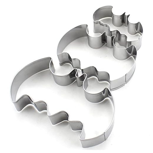 HAZOULEN Bat Shape Halloween Cookie Cutter, Set of 3, Assorted Sizes