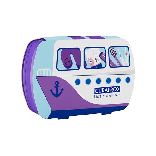 Curaprox Kids Reiseset - Zahnbürste, Zahnpasta & Interdentalbürsten | Ultraweiche Curen® Filamente | Kompaktes Reiseset für Kinder (Lila) | Hergestellt in der Schweiz