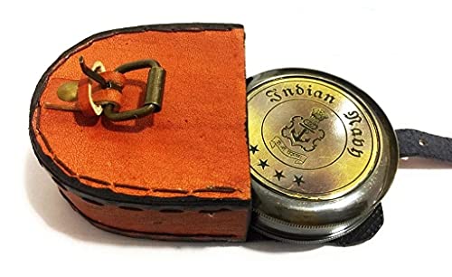 Brújula de latón con estuche de cuero