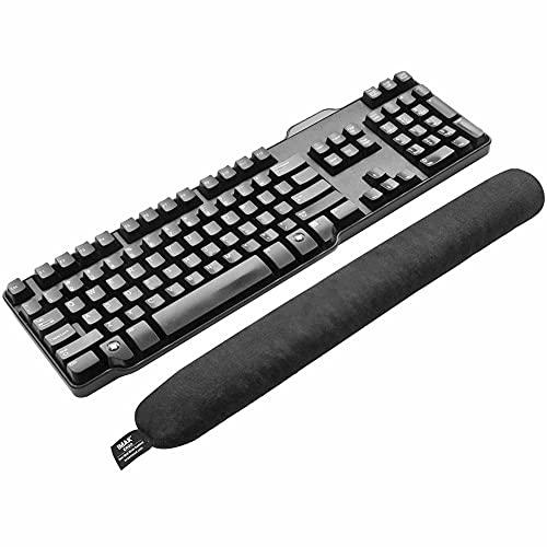 Safco Products 90208 SoftSpot Proline Keyboard Wrist Support (Qty. 1), Black