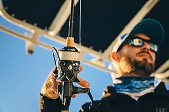 Penn Clash II Spinning Reel - Lightweight Saltwater Shore and Kayak Fishing Reel for Lure Fishing - Sea Fishing Reel for Bass, Pollack, Cod, Wrasse