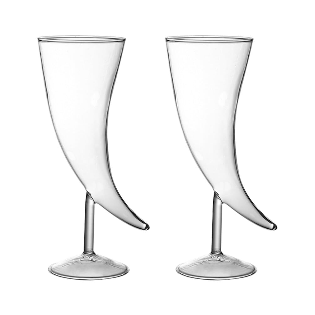 Verres à vin design en corne élégants pour une table d'exception