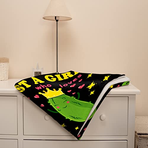 Image of Pickle Blanket Funny Gift for Girl Women Comfy Plush-Just A Girl Who Loves Pickles Fleece Throws Food Lightweight Sheet Super Soft Teen Kid Quilt Flannel Blankets for Bedding Sofa-40x50 Inches
