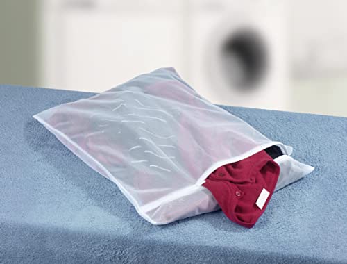 WENKO Wäschenetz, fasst 3 kg Kleidung, Waschbeutel mit Reißverschluss für die Waschmaschine, schont Feinwäsche, Socken & Co. bei jedem Waschgang, kochfest, aus hochwertigem Polyester, 50 x 70 cm, Weiß