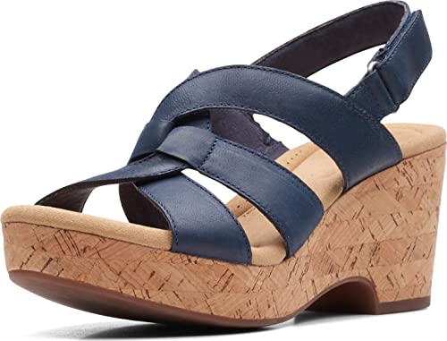 Image of Clarks Women's Giselle Beach Sandals