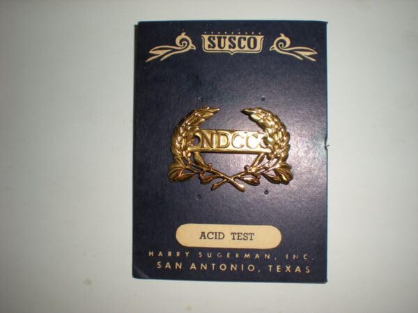 1950'S Era National Defense Cadet Corps Ndcc Cap Badge - Mint On Card