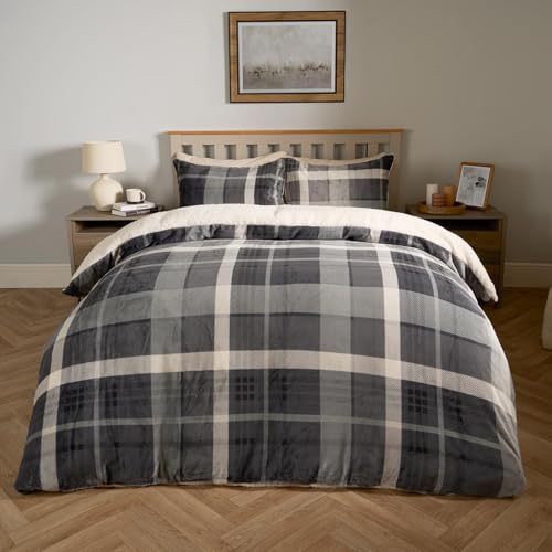 OHS Double Fleece Duvet Set Winsford Check, Ultra Soft Cosy Fleece Fabric Classic Grey Check Pattern Comfy Double Bedding Set with 2 Matching Pillowcases, Grey