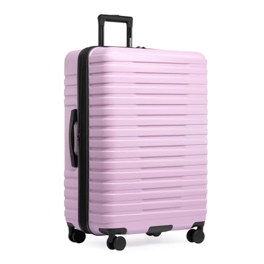 How many checked luggage for delta U.S. Traveler 30-Inch Rugged Suitcase