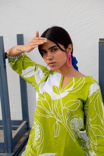 Image of GoSriKi Women's Cotton Blend Straight Printed Kurta with Pant