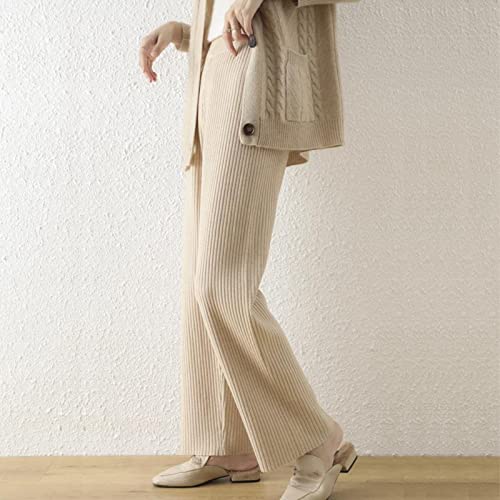 Pantalon large femme chic en tricot beige : une idée cadeau de Noël élégante