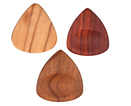 Lot de 3 médiators en bois pour guitare Heart Shape 3 pièces. - Les Beatles, Paul McCartney, John Lennon, RIngo Starr, George Harrison Lot de 3 médiators en bois pour guitare Heart Shape 3 pièces.