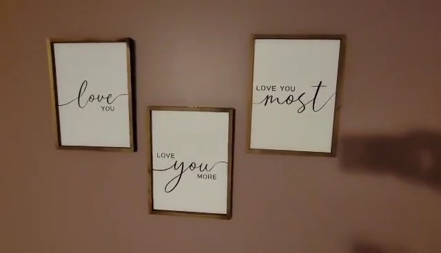 Scritta Decorativa In Legno Darice "Love You More" | Tavolo, Mensola, Camino | Bianco, Regalo Artigianale