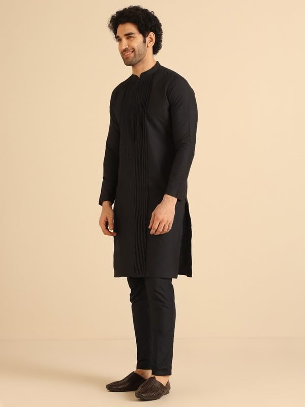 Kisah Men's Kurta, Black Cotton Blend, Solid Regular Fit Mandarin Collar Long Sleeves (44)